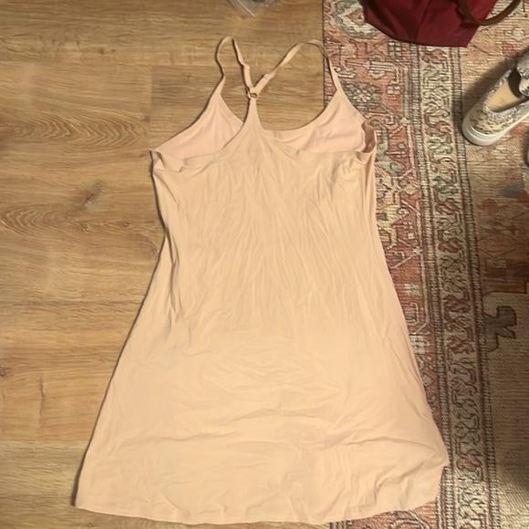 Outdoor voices exercise dress - Picture 4 of 5